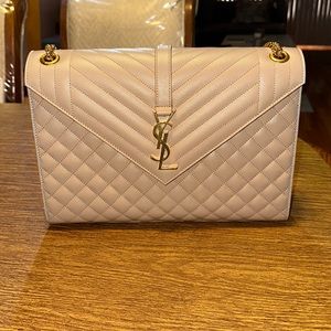 Saint Laurent Grain De Poudre Large Envelope